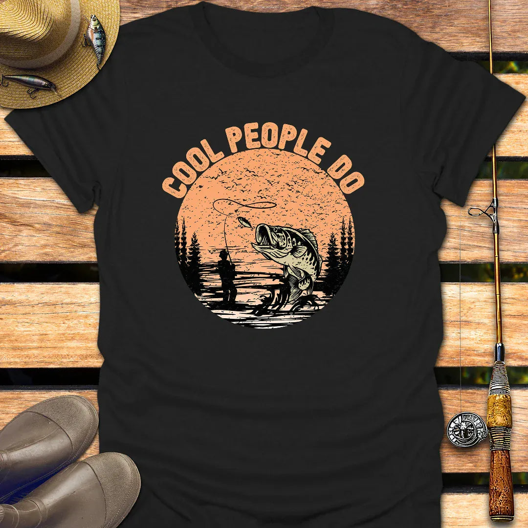 COOL PEOPLE DO T-Shirt FISHING T-Shirt Black / S