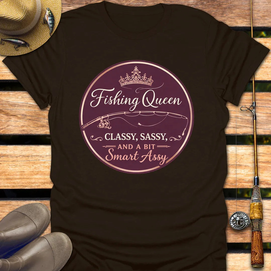 FISHING QUEEN VINTAGE T-Shirt FISHING T-Shirt Dark Chocolate / S