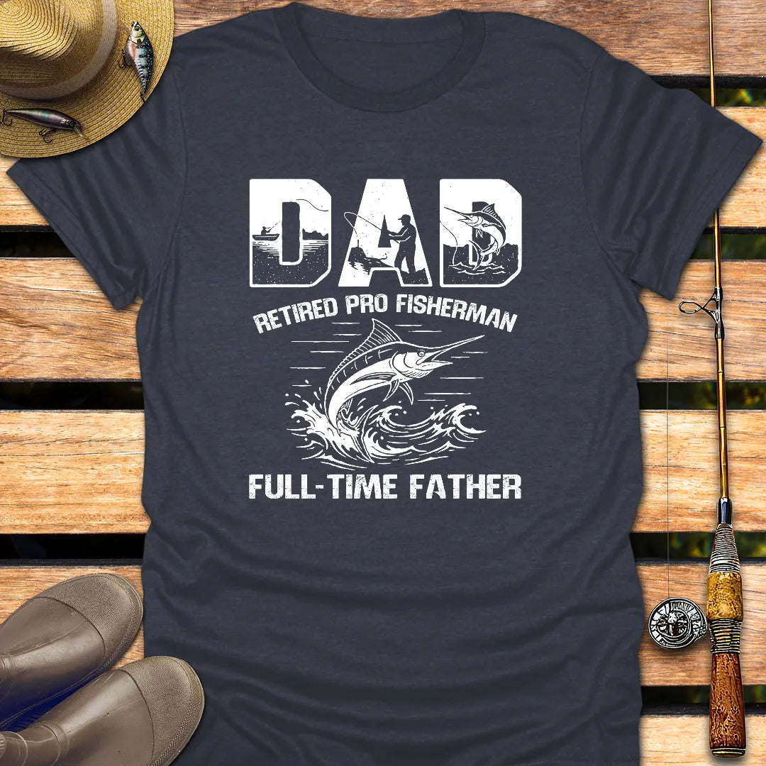 RETIRED PRO FISHERMAN DAD T-Shirt FISHING T-Shirt Heather Navy / S