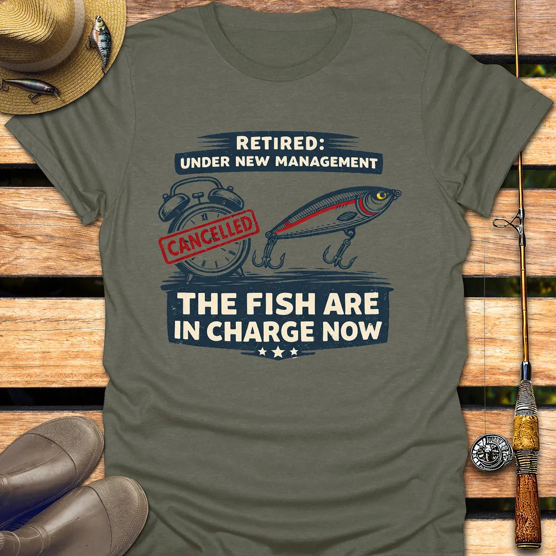 RETIRED T-Shirt FISHING T-Shirt Heather Military Green / S