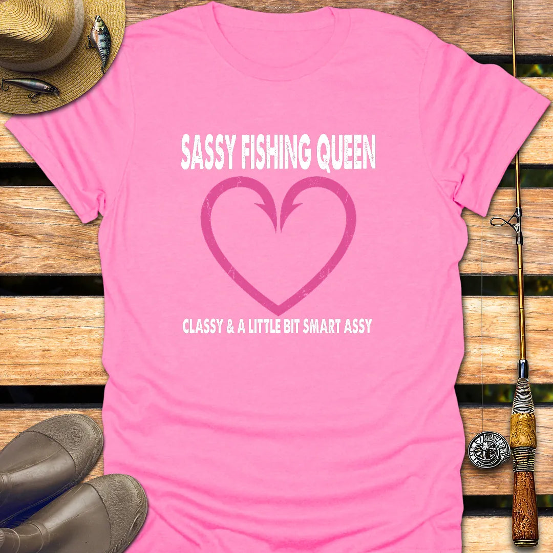 SASSY FISHING QUEEN T-Shirt FISHING T-Shirt Azalea / S