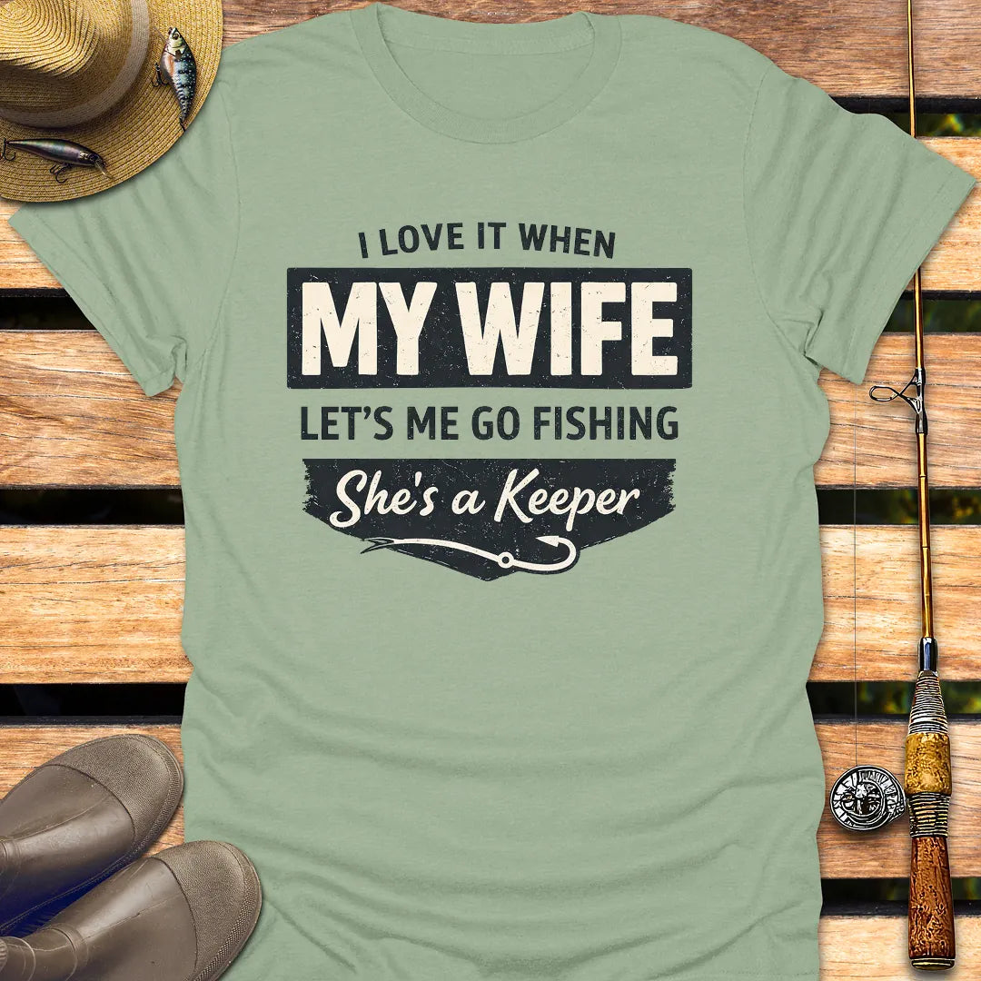 SHE'S A KEEPER T-Shirt FISHING T-Shirt Sage / S